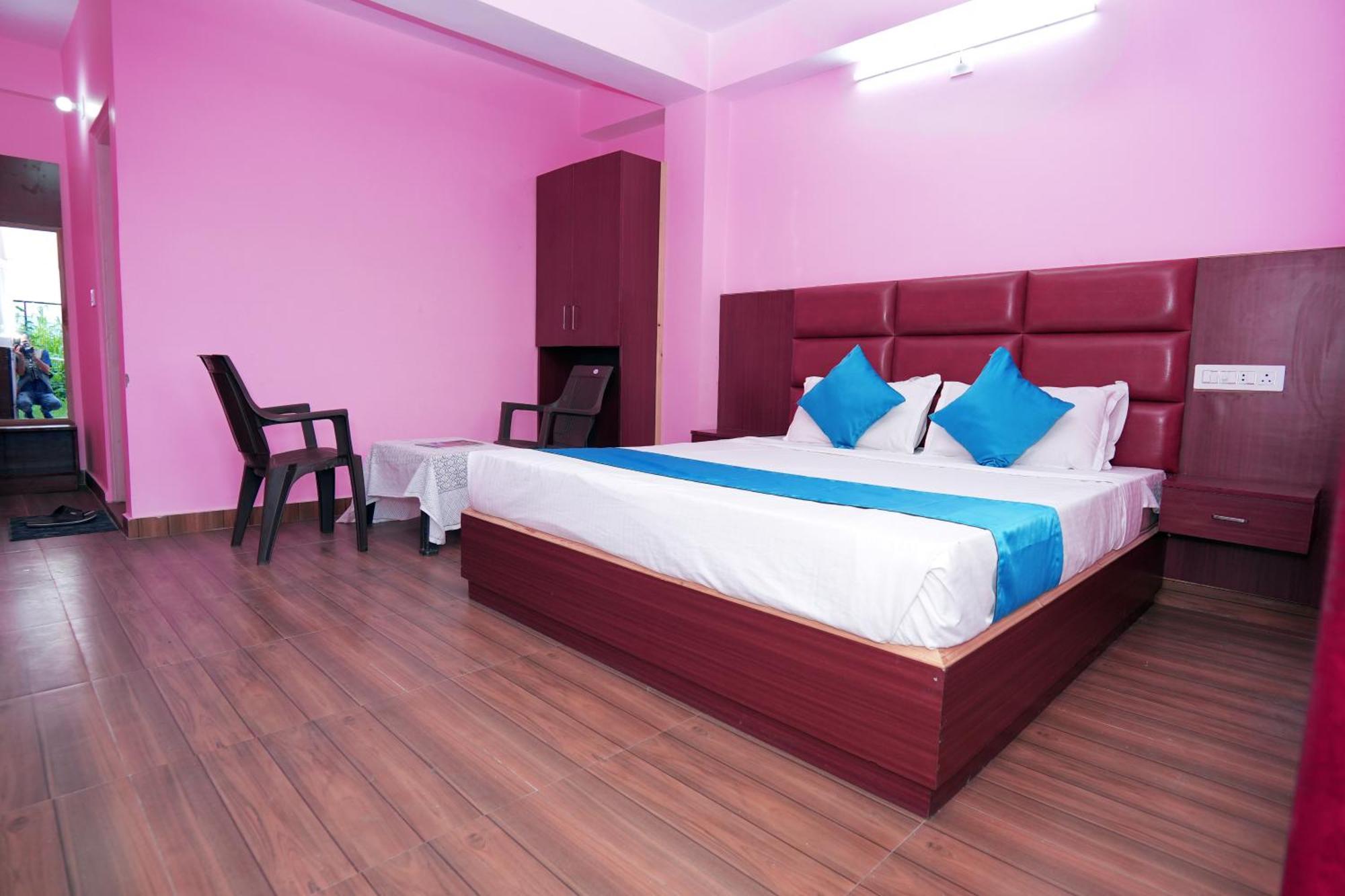 Shimla Hills Apartments 2Bhk Eksteriør billede